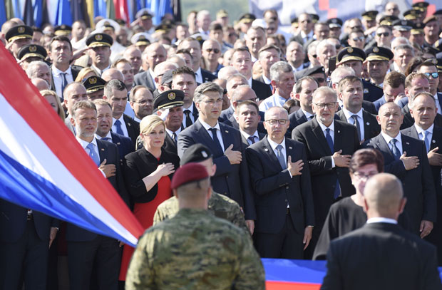 У Книну претили новом Олујом